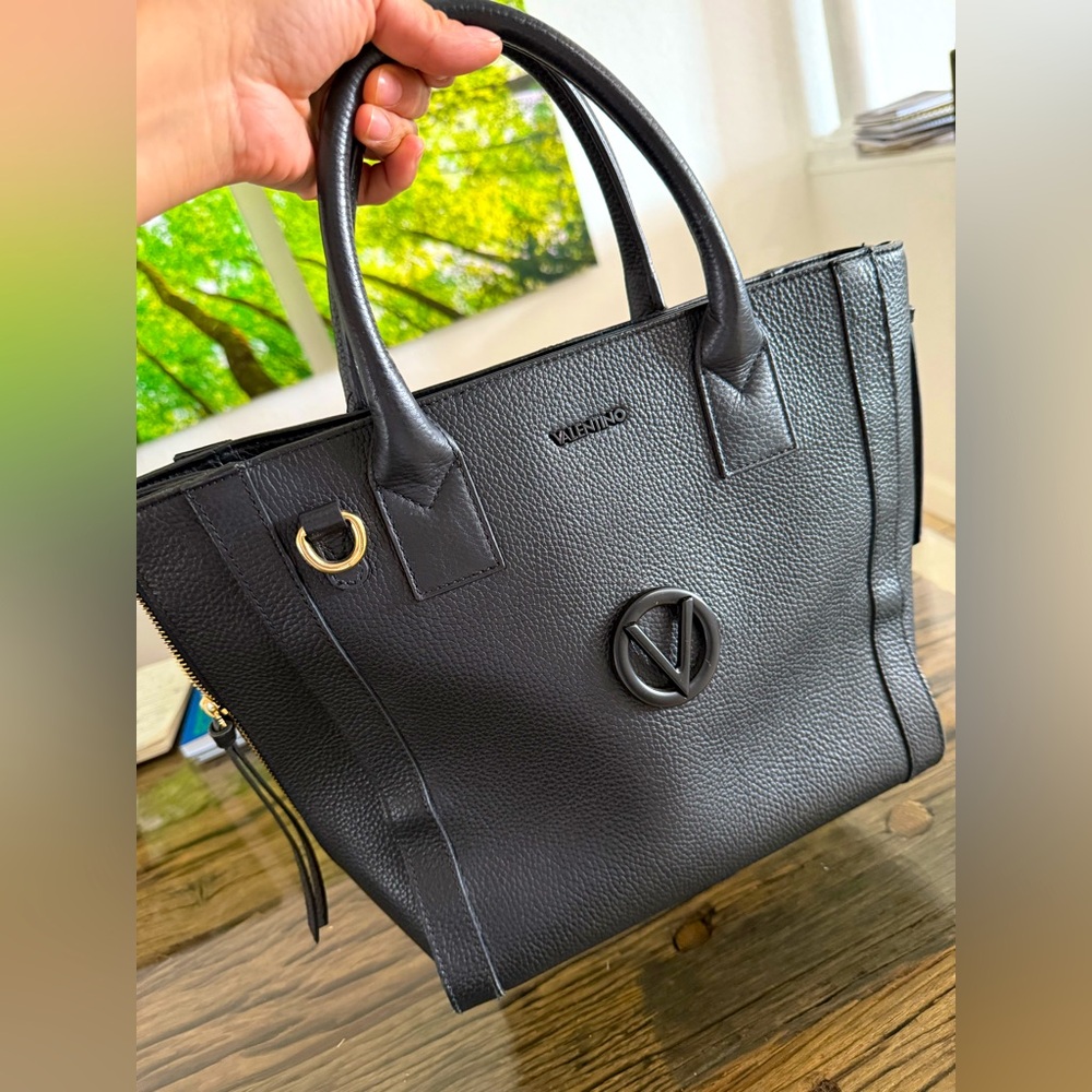 VALENTINO BY MARIO BLACK SATCHEL LEATHER HANDBAG